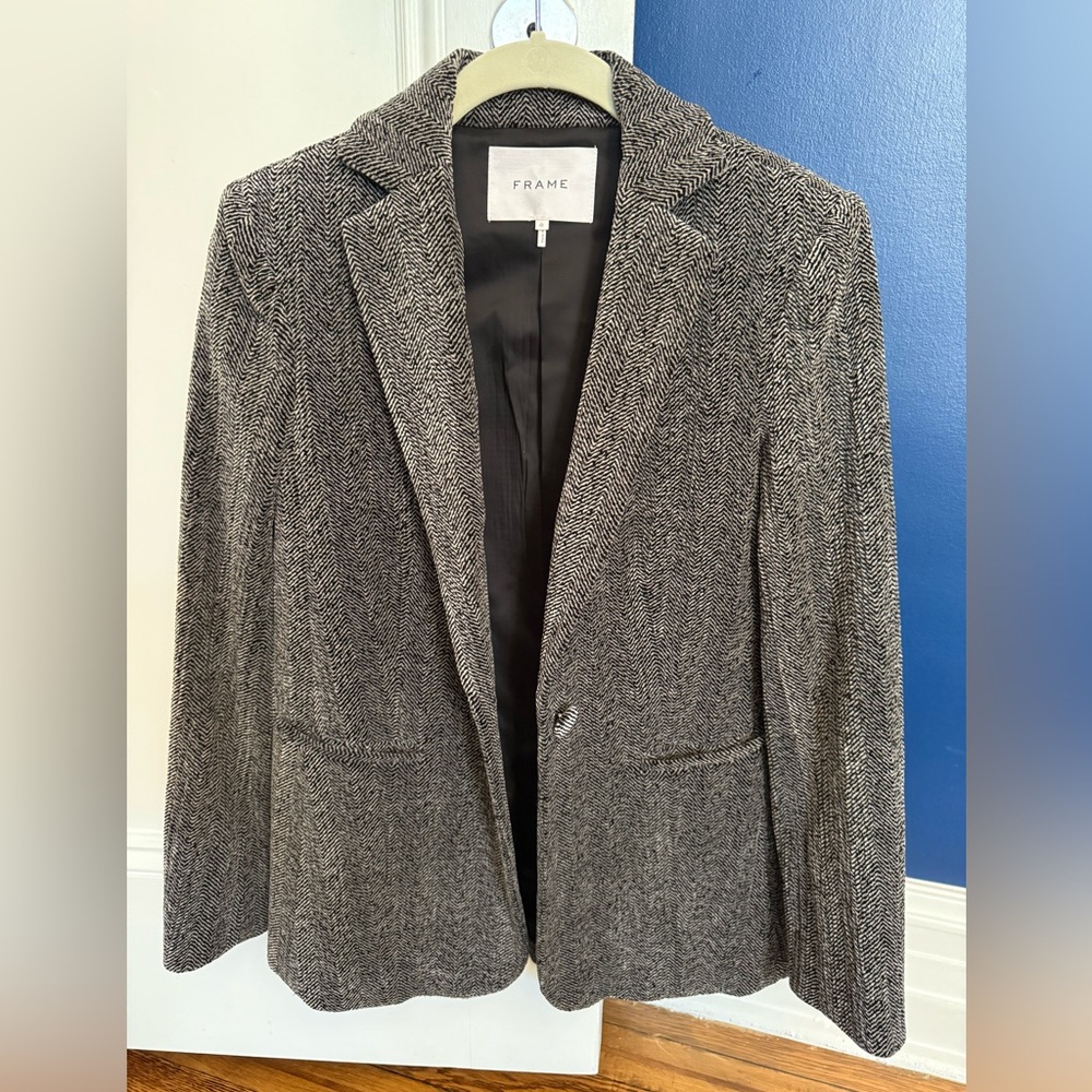 Frame Size 0 Black and White Herringbone Blazer